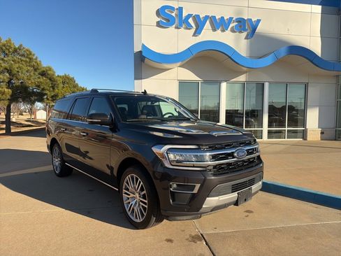 Used 2024 Ford Expedition Max Limited image 1