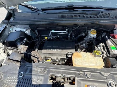 Certified 2019 Chevrolet Trax LS FWD image 28