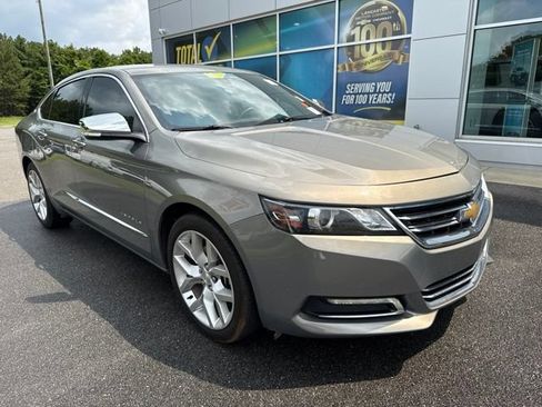 Used 2019 Chevrolet Impala Premier FWD image 1