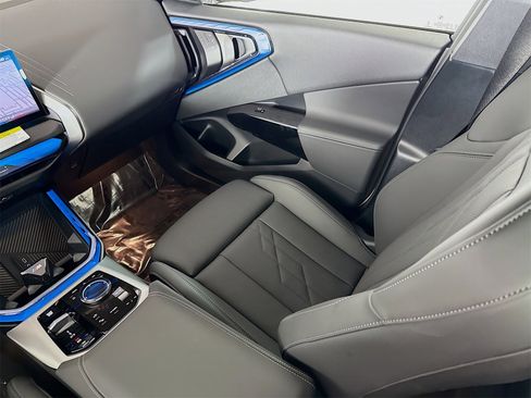 New 2026 BMW X3 xDrive30 w/ Premium Package image 24