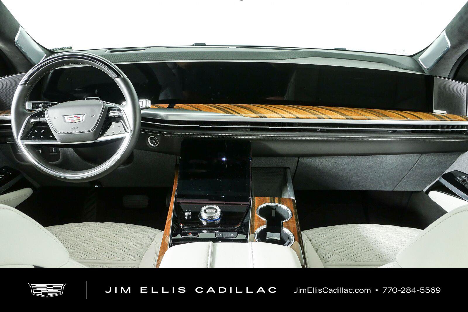 Used 2025 Cadillac Escalade Sport Platinum AWD/4WD image 21