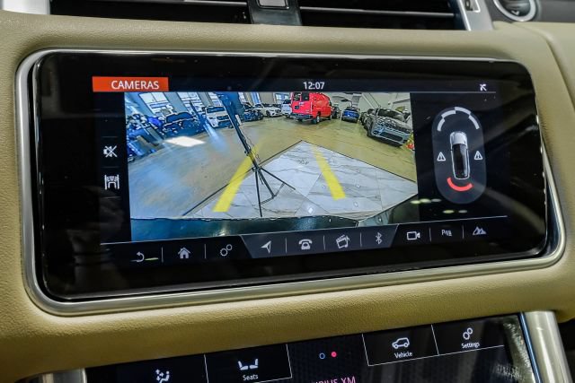 Used 2020 Land Rover Range Rover Sport HSE AWD/4WD image 30
