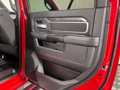 Used 2024 RAM 2500 Big Horn w/ Bed Utility Group image 31