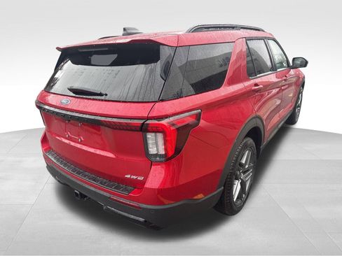 New 2026 Ford Explorer ST-Line w/ ST-Line Street Pack image 6