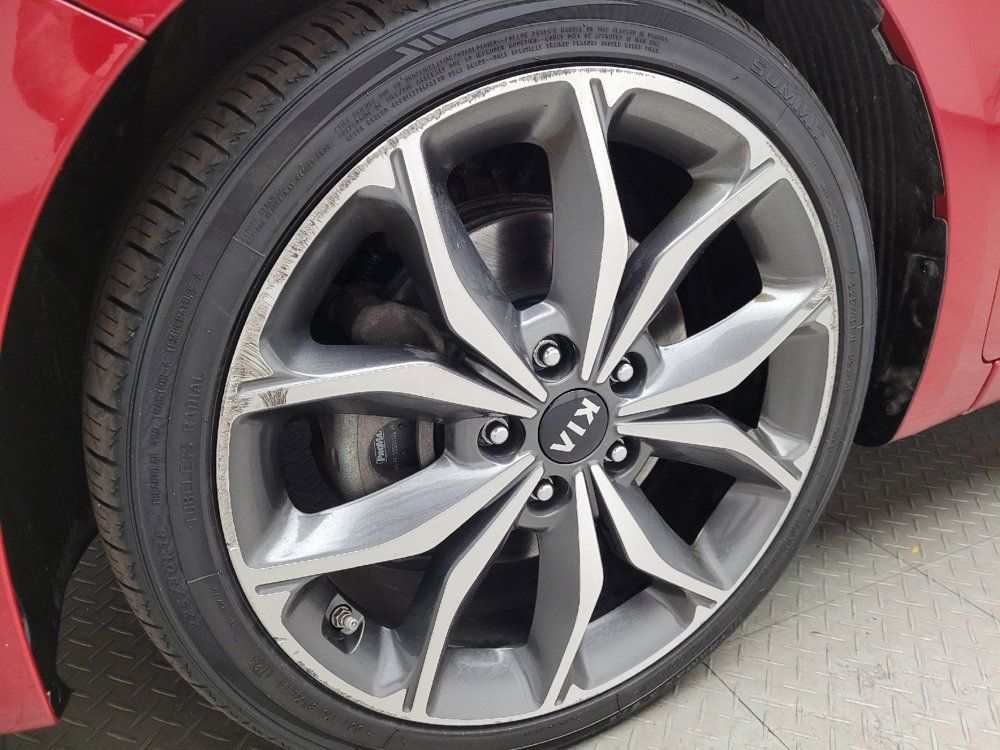 Used 2017 Kia Forte SX FWD image 31