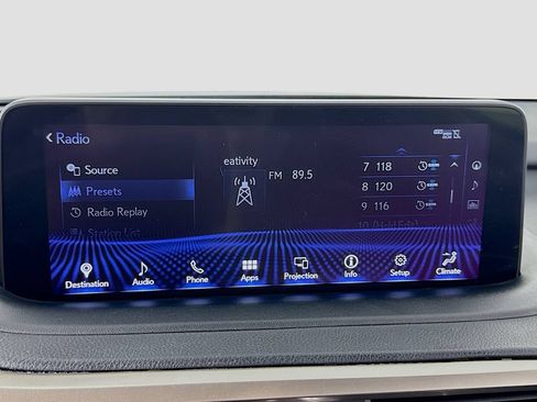 Used 2022 Lexus RX 450h AWD w/ Premium Package image 26