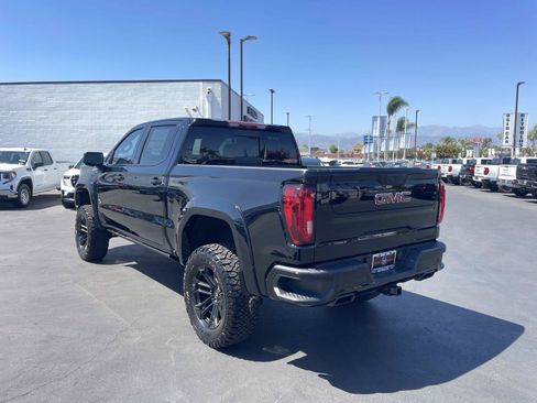 New 2026 GMC Sierra 1500 AT4 w/ AT4 Premium Package AWD/4WD image 6