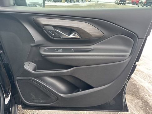 Used 2023 GMC Terrain SLE w/ Driver Convenience Package image 20