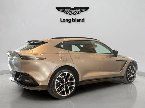 Used 2023 Aston Martin DBX AWD/4WD image 6