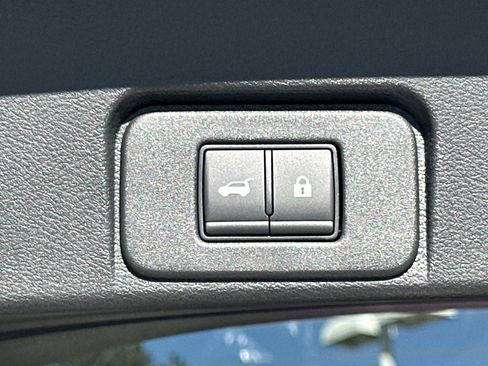 New 2026 Nissan Rogue Platinum w/ Platinum Premium Package AWD/4WD image 19