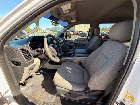 Used 2021 Ford F350 XLT w/ XLT Premium Package image 11