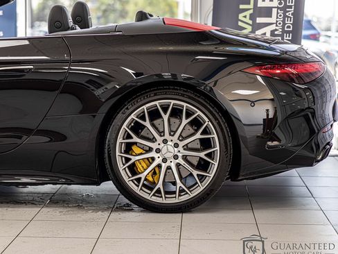 Used 2023 Mercedes-Benz SL 55 AMG 4MATIC image 8