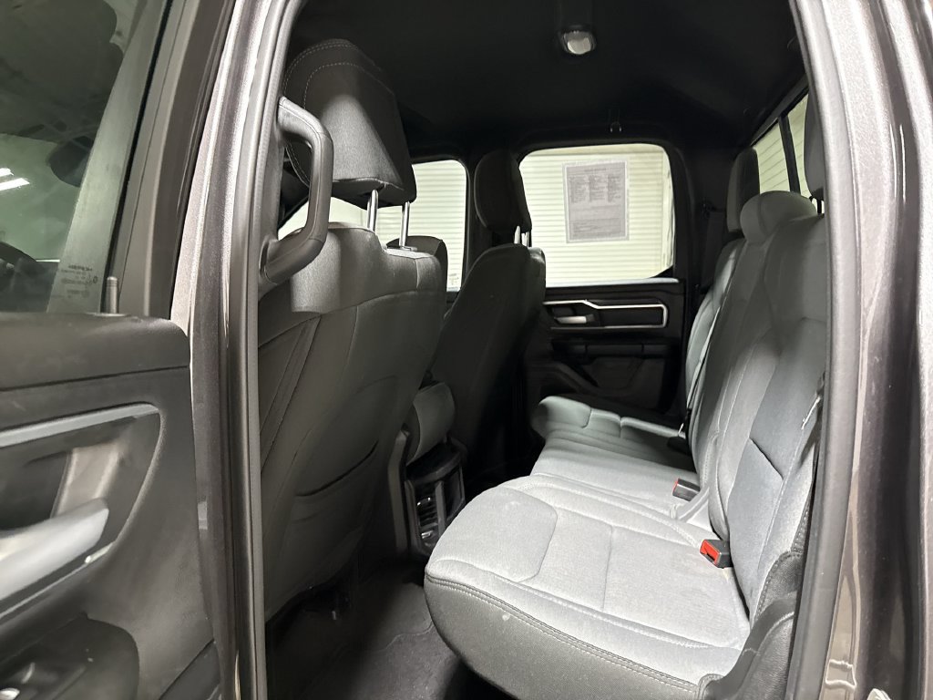 Used 2024 RAM 1500 Big Horn AWD/4WD image 22