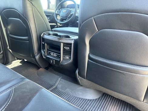 Used 2025 RAM 1500 Laramie w/ Sport Appearance Package AWD/4WD image 16