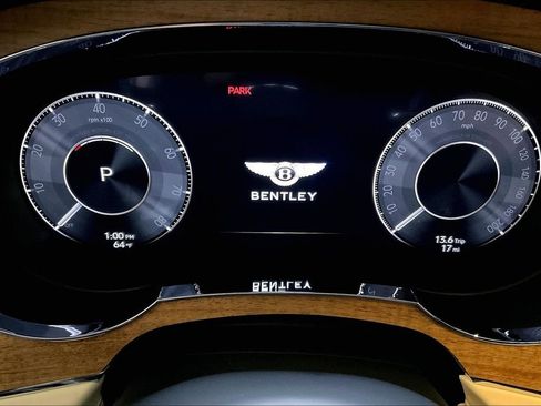 New 2026 Bentley Bentayga image 10