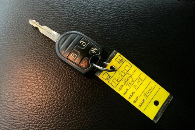 Used 2013 Ford F150 Lariat w/ Luxury Equipment Group AWD/4WD image 11