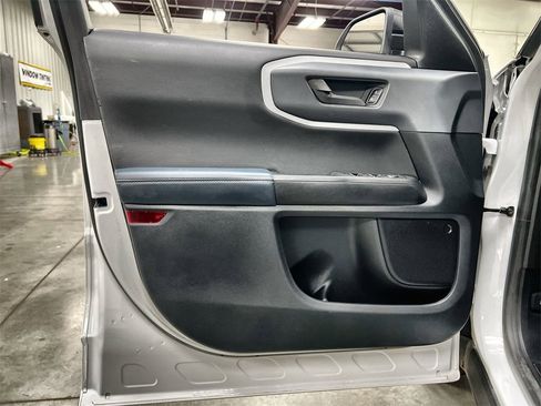 Used 2022 Ford Bronco Sport Outer Banks image 15