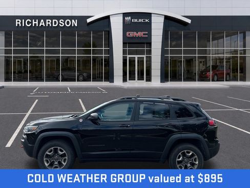 Used 2019 Jeep Cherokee Trailhawk w/ Cold Weather Group AWD/4WD image 2