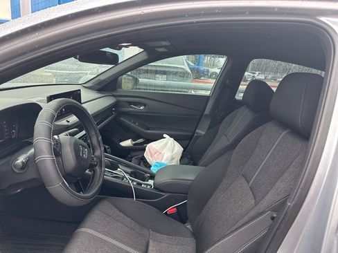 Used 2023 Honda Accord Sport image 6