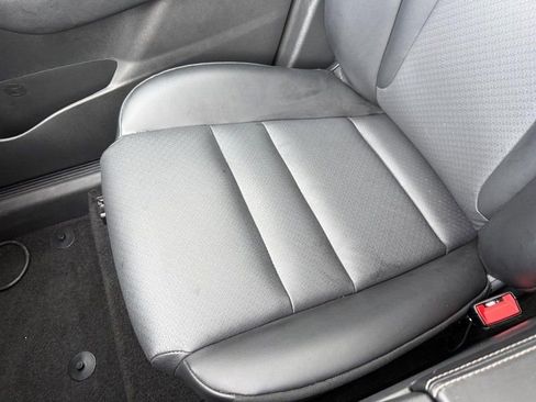 Used 2023 Nissan Rogue SV w/ SV Premium B Package image 28