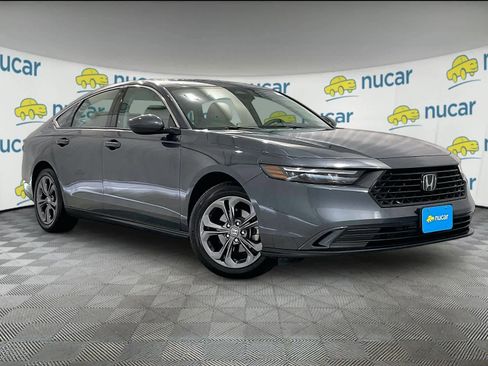 Used 2023 Honda Accord EX image 1