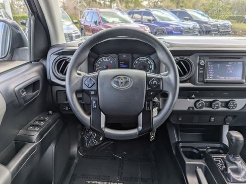 Used 2019 Toyota Tacoma SR w/ SR Convenience Package image 15
