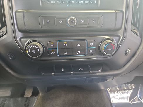 Used 2018 Chevrolet Silverado 1500 Custom w/ Custom Value Package AWD/4WD image 25