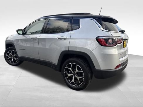 New 2026 Jeep Compass Limited AWD/4WD image 5