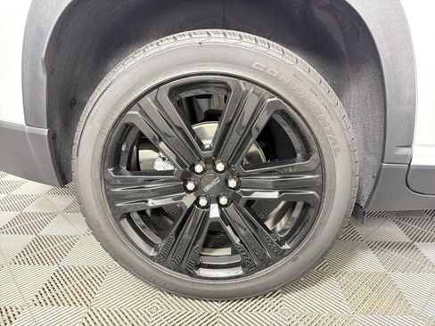 New 2026 GMC Acadia Elevation w/ Black Edition FWD image 16