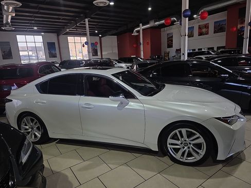 Used 2023 Lexus IS 300 w/ Comfort Package RWD image 4
