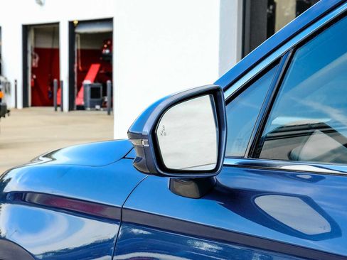 Used 2018 Lincoln MKX Select w/ Select Plus Package image 41