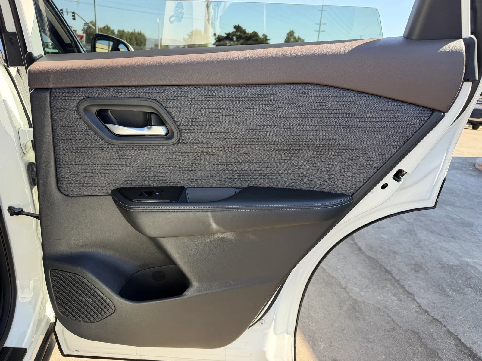 Used 2021 Nissan Rogue SV AWD/4WD image 24