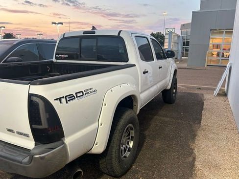 Used 2012 Toyota Tacoma 4x4 Double Cab w/ SR5 Pkg image 43