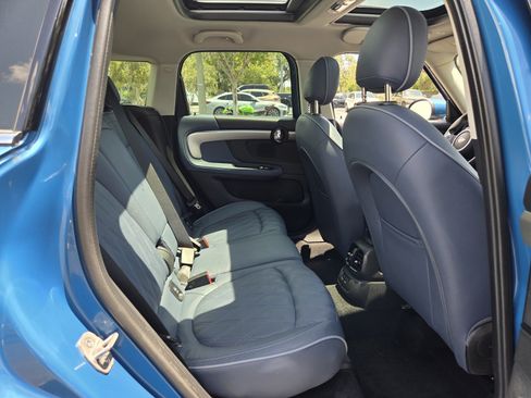 Used 2024 MINI Cooper Countryman S w/ Premium Package FWD image 16