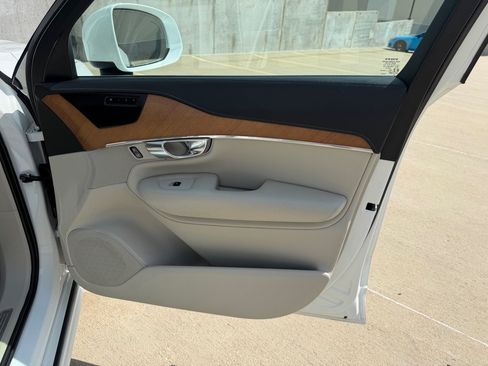 Used 2020 Volvo XC90 T6 Inscription w/ Protection Package AWD/4WD image 32