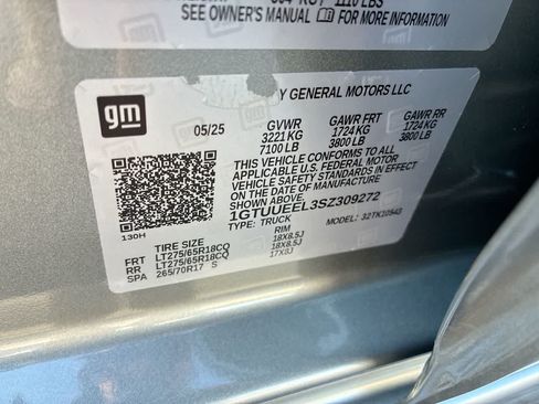 Used 2025 GMC Sierra 1500 AT4 AWD/4WD image 34