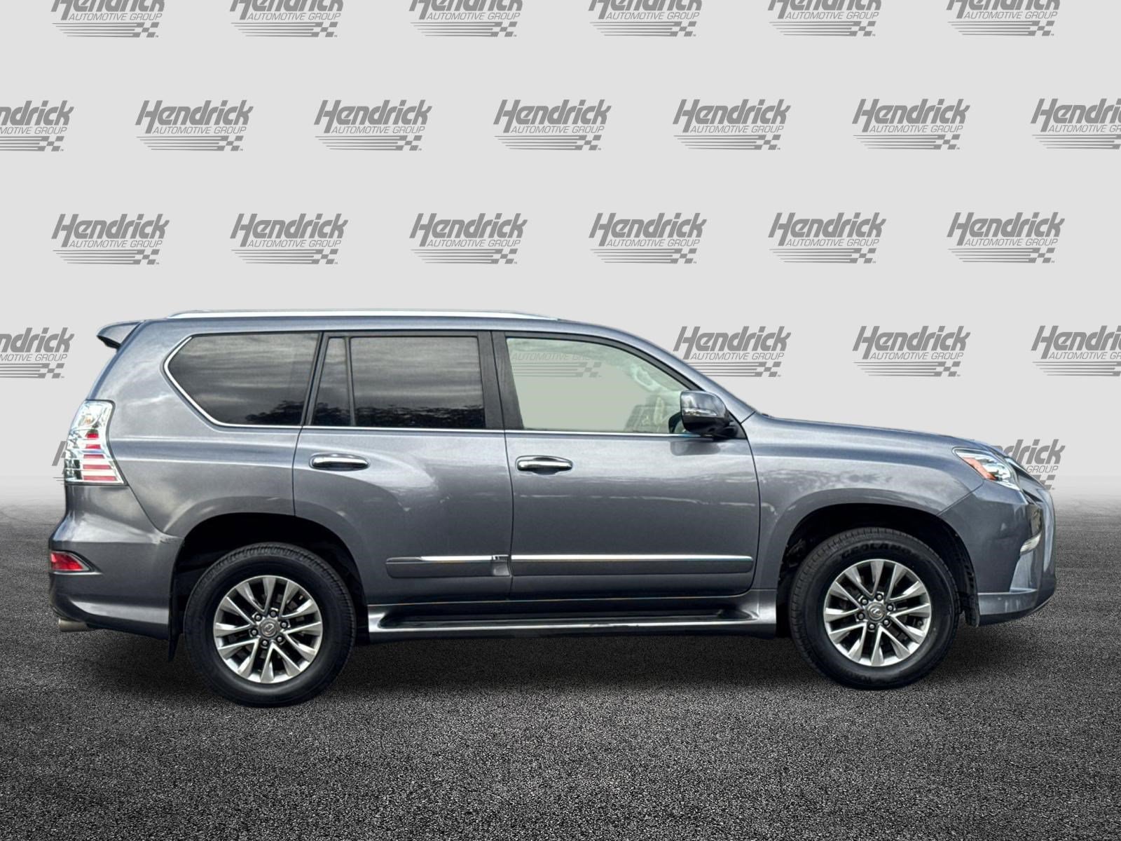 Used 2017 Lexus GX 460 Luxury AWD/4WD image 3