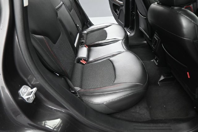 Used 2019 Jeep Compass Trailhawk AWD/4WD image 16