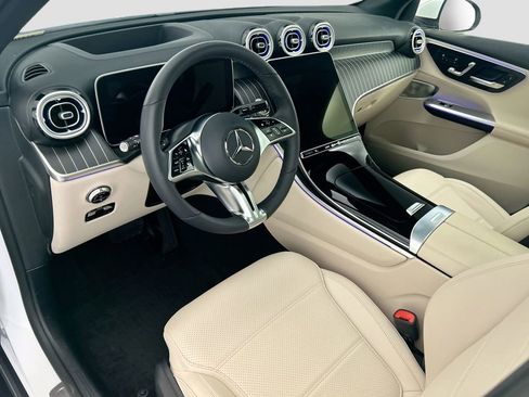 Certified 2026 Mercedes-Benz GLC 300 4MATIC image 9