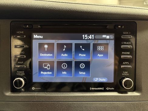 Used 2019 Toyota Sienna XLE image 19