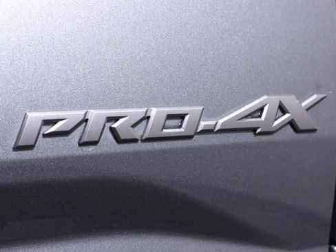 Used 2022 Nissan Frontier PRO-4X w/ Pro-4X Premium Package image 44