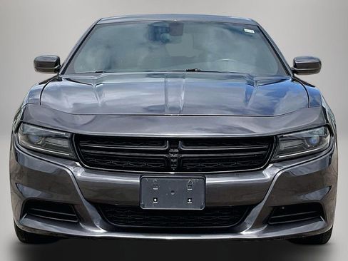 Used 2022 Dodge Charger SXT w/ Leather Interior Group RWD image 3