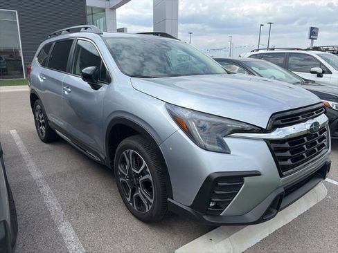 Used 2026 Subaru Ascent Limited image 4