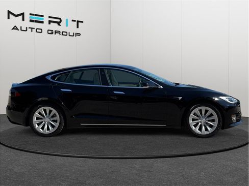 Used 2018 Tesla Model S 75D image 10