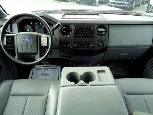 Used 2013 Ford F250 XL image 8