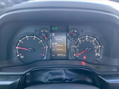 Used 2022 Toyota 4Runner SR5 Premium w/ Moonroof Package image 20