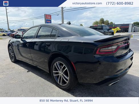 Used 2018 Dodge Charger GT AWD/4WD image 5