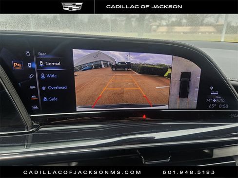 Used 2024 Cadillac Escalade Sport image 4