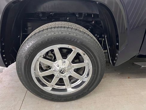 Used 2023 Toyota Tundra Platinum image 25