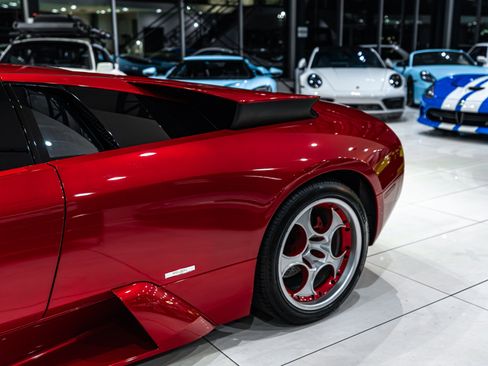 Used 2003 Lamborghini Murcielago Coupe image 38